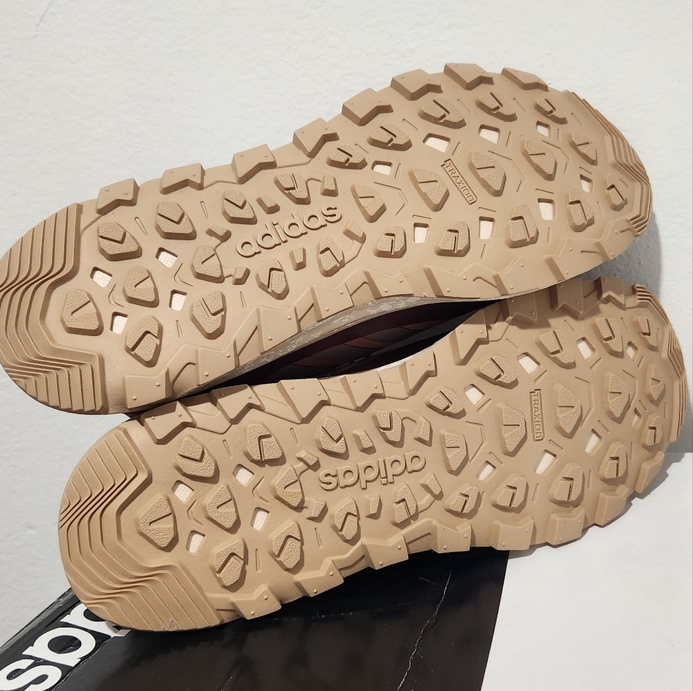 Adidas Response Trail X Maroon 10 - Picture 4 of 5